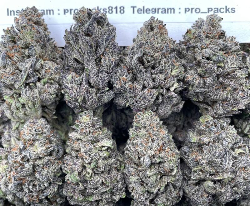 Strawnana Tartz 🍓 #P14B 🥧